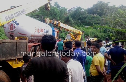 Gas tanker accident in Maroli